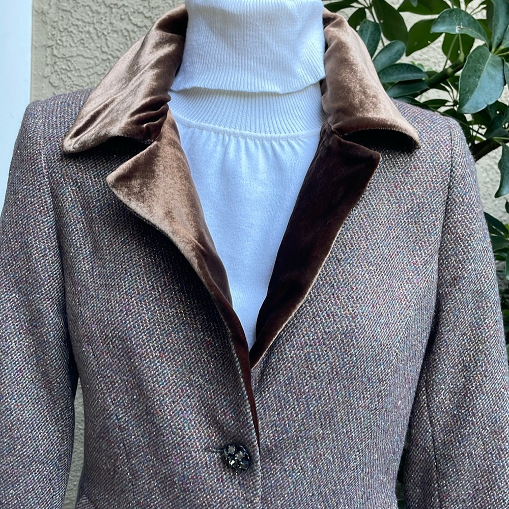 New brown PINKO tweed blazer